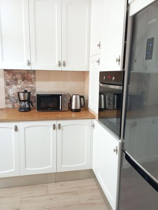 Apartamento De 3 Dormitorios Кембрилс Екстериор снимка